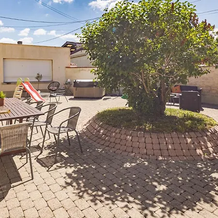 Des Lilas - Champagne&spa - 6 Pers Villa